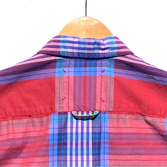 ROBERT GRAHAM Men’s Red Plaid Short Sleeve Button Up Shirt Size Medium - Picture 7 of 7